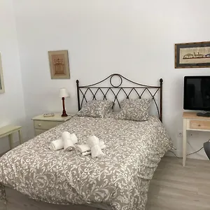Apartamento Padre Claret Apartments, Madrid